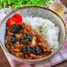 なすと豚肉のトマトカレー