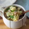 これ一品で大満足!【豚こまとキャベツのニラ玉スープ】