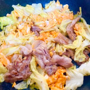 ゆかりの作ってみた!投稿(抱えて食べたい！【豚肉とキャベツのふわたま旨だれ炒め】)