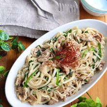 豚バラにらもやしの旨塩焼うどん