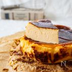 【バスクチーズケーキ】本当は簡単、混ぜて焼くだけ！