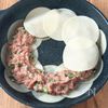 【ワンパンで簡単♪包まない餃子】ソースが決め手のやみつき味◎の工程2