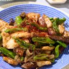 さっぱり美味しい！鶏むね肉とナスとししとうの甘辛酢炒め