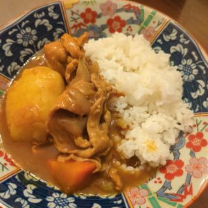 たりおの作ってみた!投稿(市販ルーで作る 懐かしのポークカレー)