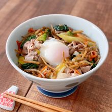 ごま油香る!豚炒めきんぴら丼