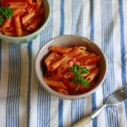 別茹でなし！１つの鍋でトマトソースパスタ