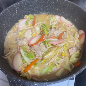 もちもちもっちの作ってみた!投稿(スープ濃厚!【ちゃんぽんうどん】)