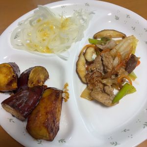 さっちゃんの作ってみた!投稿(お弁当屋さんの肉野菜炒め【#ほっと◯っと風 #野菜たっぷり】)