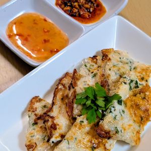 まゆのの作ってみた!投稿(もどす手間なし簡単♡ライスペーパーで鶏ひき肉と大葉の挟み焼き)