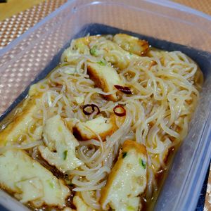 ヴェルの作ってみた!投稿(しらたきとさつま揚げのガーリック煮【作り置き】)
