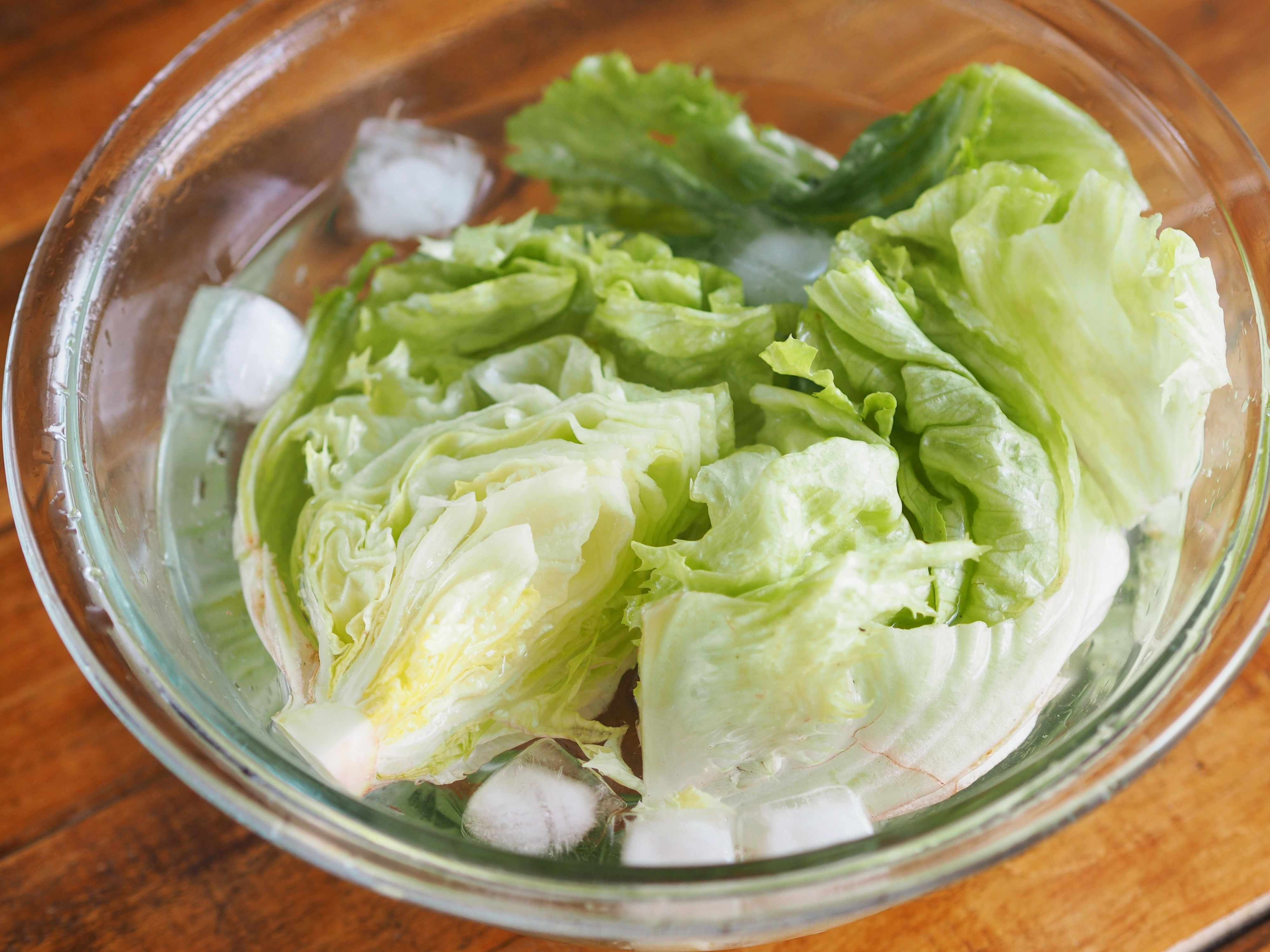 レタス1個ペロリ シャキシャキレタスのアンチョビサラダ レシピサイト Nadia ナディア プロの料理家のおいしいレシピ