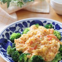 1株余裕で食べられる♡ブロッコリーのカニ玉あんかけ