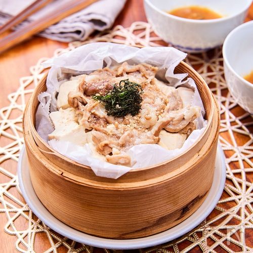 豚とレンコンの豆腐蒸し ~甘酒と生姜のあったかソース~