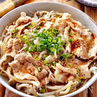 【豚バラもやしきのこのレンジ蒸し】味付け楽々♪スピードおかず