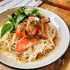 麺つゆ漬けトマト+オリーブオイルで”漬けトマトそうめん”