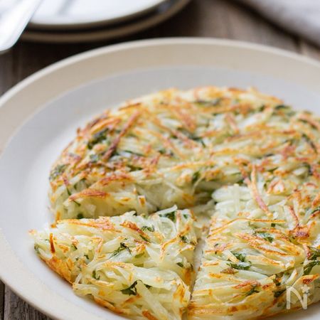 じゃがいもと人参の葉のガレット By 笠原知子 レシピサイト Nadia ナディア プロの料理家のおいしいレシピ