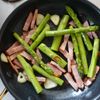 【おつまみサラダ】アスパラ卵の和風ペペロン炒めの工程3