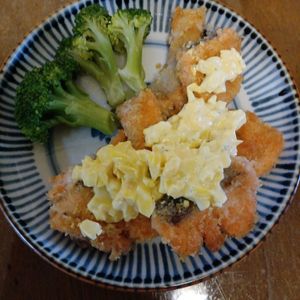 907307の作ってみた!投稿(【鮭フライ☆タルタルソース】揚げずにサクッふわ♪衣付け楽ちん)