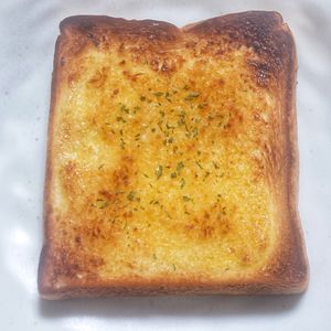 オレンジの作ってみた!投稿(【塗って焼くだけ♡】至福のカレーパン風☆サクサクトースト！)