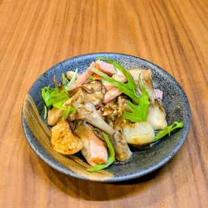 るるる♪の作ってみた!投稿(焼くだけ！カブとしめじのベーコンレモン粒マスタードソースがけ)