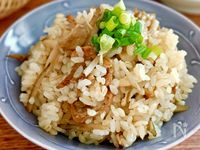 油揚げとごぼう舞茸の炊き込みご飯【作りおき・お弁当】