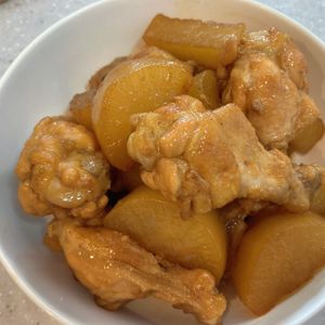 猫ママの作ってみた!投稿(鶏手羽元と大根の甘辛煮。ひと手間でおいしく！ご飯が進むおかず)
