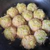 メイン食材3つ！皮を使わずに簡単【白菜の焼き焼売】の工程4