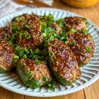 ソースがバリ旨《豆腐でふわふわ♡ピーマンの肉詰め》