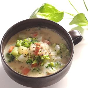 とのちゃまの作ってみた!投稿(ブロッコリーが主役《極旨♡豆乳クラムチャウダー》)