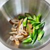夏野菜でさっぱり♪【オクラとちくわのだし醤油和え】の工程2