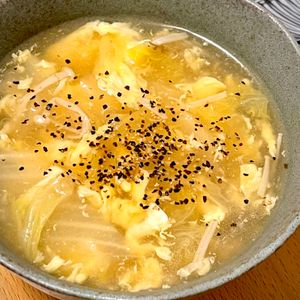 michuの作ってみた!投稿(【ほっこり温まる♡】白菜とえのきのとろたまスープ)