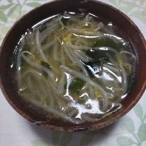 KUMIKOの作ってみた!投稿(【もやしとわかめのあっさり中華スープ】即完成！素朴で美味しい)