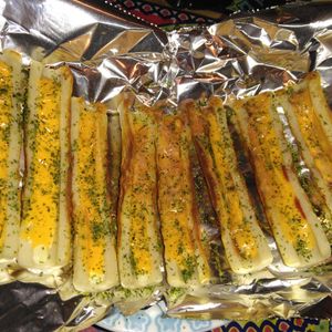 lalilulelonの作ってみた!投稿(作業時間3分！のせて焼くだけ「ちくわの磯辺チーズ焼き」)