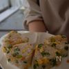 1つで栄養まんてん！冷凍ストックも◎【鮭たまおにぎり】の工程2