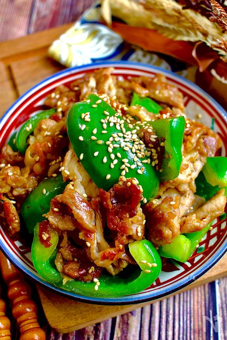 ＼焼肉のたれ／ワンパン10分【豚こまピーマンのスタミナ炒め】