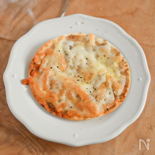 少量から作りやすい！アンチョビ餃子ピザ