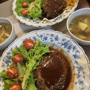 Hikeyの作ってみた!投稿(箸で切れるほどやわらかい🤤『肉汁たっぷりハンバーグ』)