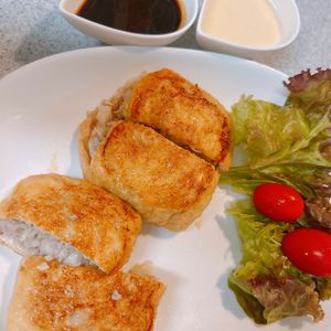 サラの作ってみた!投稿(【油揚げメンチカツ】キャベツたっぷり!衣いらずで簡単節約!)