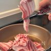 10分で完成!子どもも食べた!【豚バラピーマン丼】の工程1