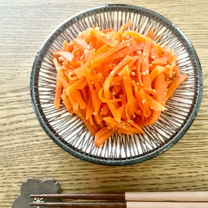 グリーンラテの作ってみた!投稿(【にんじんきんぴら】5分で簡単美肌副菜)