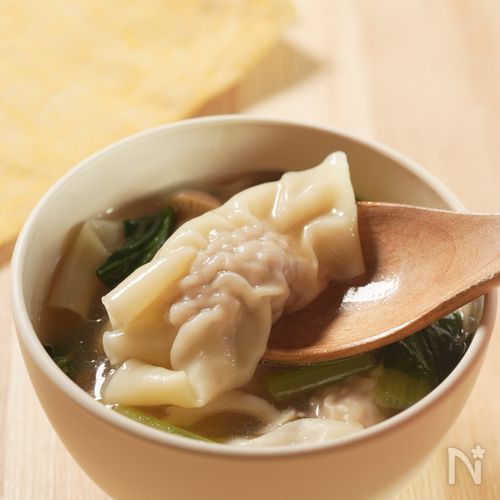 家族に大人気!我が家のワンタンスープ