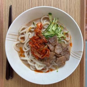 666898の作ってみた!投稿(【豚キムチの冷やしゴマだれうどん】夏に最高！パワーレシピ♪)