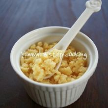 お弁当に♪時間がたってもしっとり美しい、炒り卵