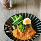暑さに負けそうな日に♪サバの梅味噌煮
