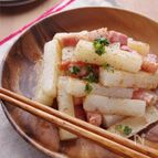 長芋とベーコンのコンソメ炒め