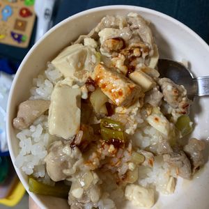 855341の作ってみた!投稿(10分完成！【豚こま麻婆豆腐丼】パパッとできる簡単ランチ)