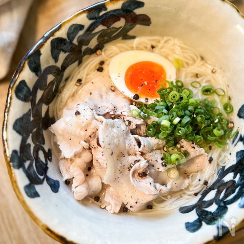 パパッと絶品♡【冷やしねぎ豚塩そうラーメン】