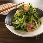 混ぜるだけ♪【もやしと豆苗の生ハム和え】