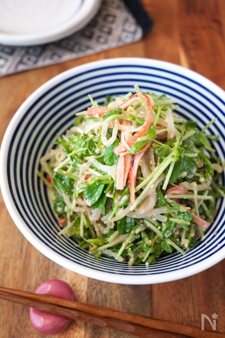 【免疫・美肌力アップ！】豆苗とかにかまの胡麻マヨ旨サラダ♪