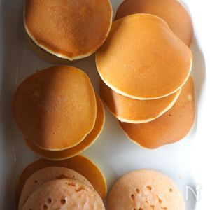 ホットケーキミックスで簡単♡春の香り桜どら焼き | レシピサイトNadia